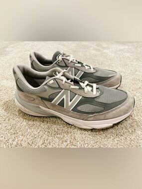 New Balance Made in USA 990v6 Running Shoes Men’s 10.5 - Grey / White W990GL6